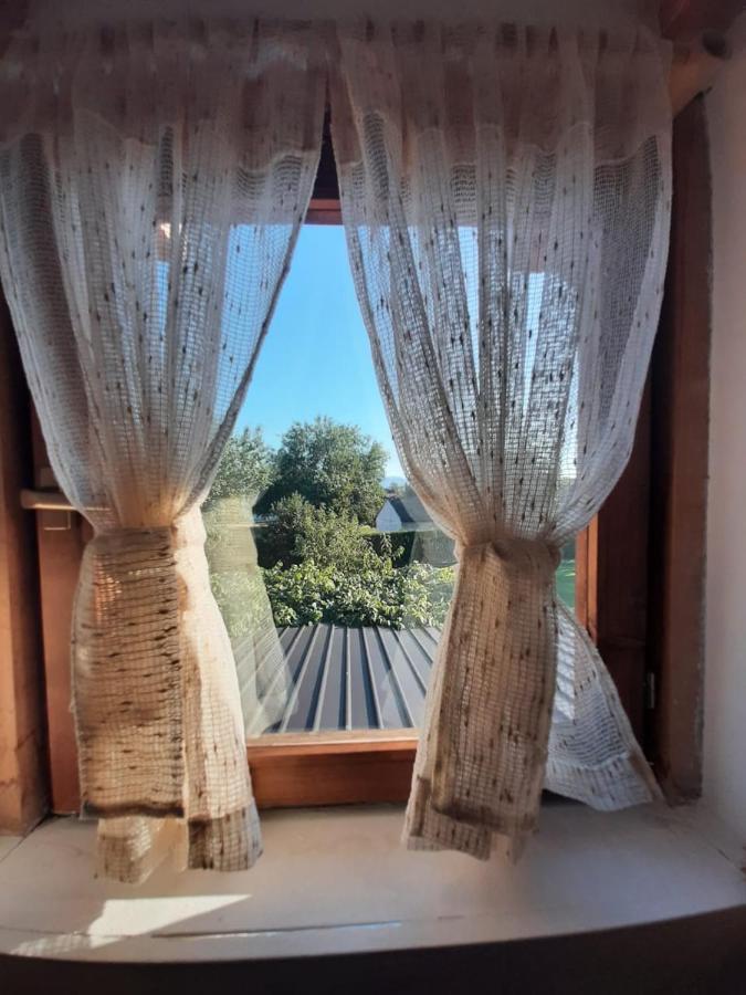 Balabani Local Stay Golubovci Экстерьер фото